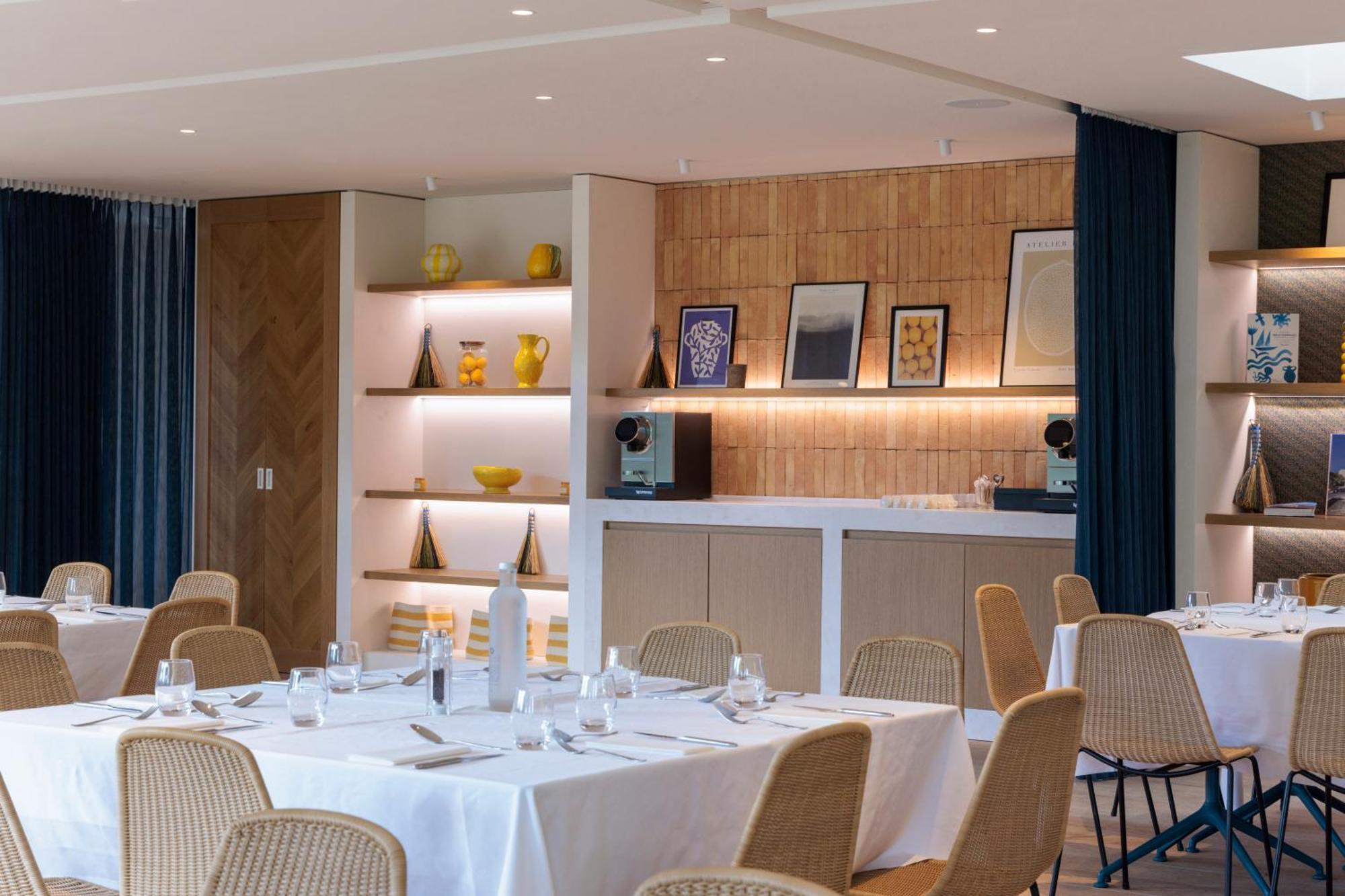 Hilton Garden Inn Marseille Provence Airport Marignane Ngoại thất bức ảnh